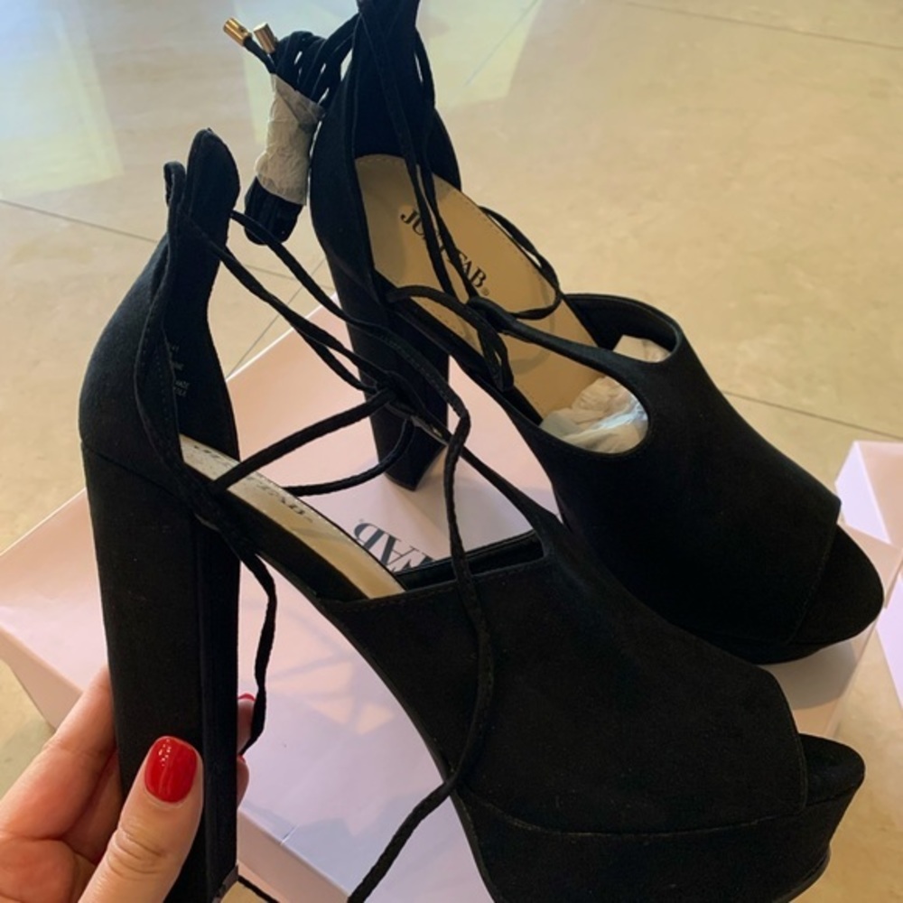 JustFab Shawne Dress Sandal Black Heels